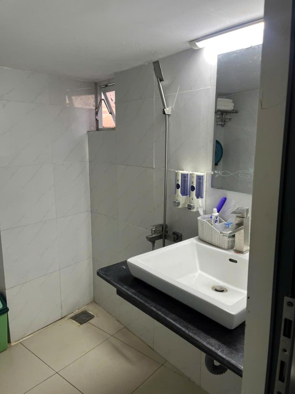 Khach San Thai Son Duong Dong Exterior foto